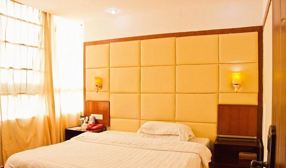 גואנגג'ואו City Star Chain Hotel מראה חיצוני תמונה